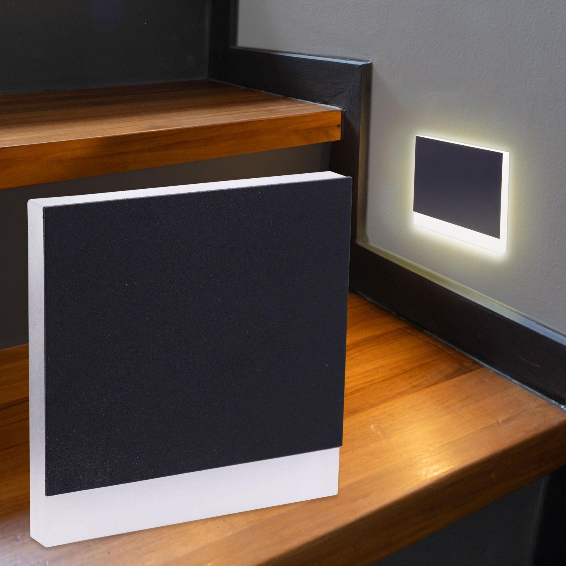 LED Treppenleuchte eckig schwarz - Lichtfarbe: Warmweiß 1,5W - Lichtaustritt: Orbis