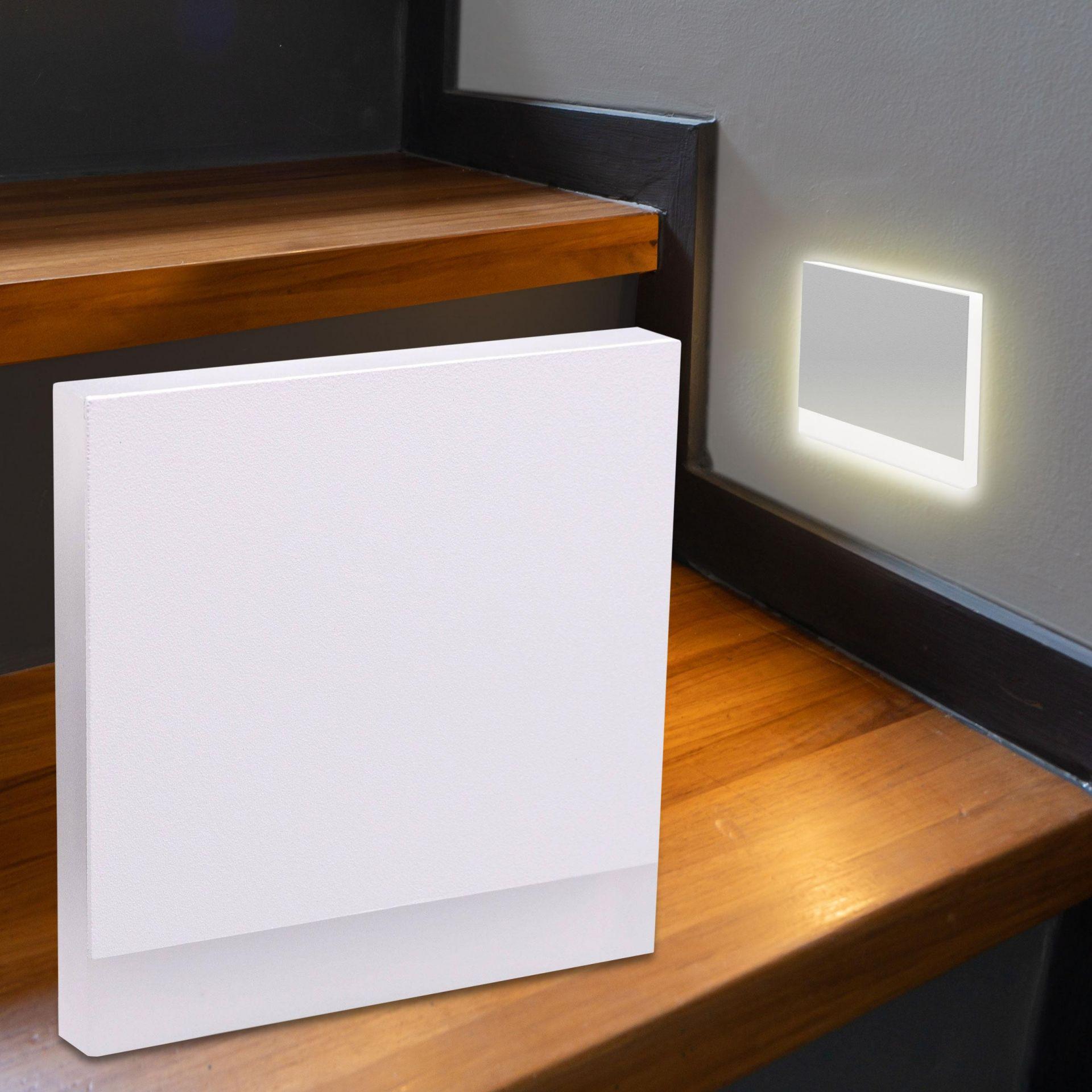 LED Treppenleuchte eckig weiß - Lichtfarbe: Warmweiß 1,5W - Lichtaustritt: Orbis