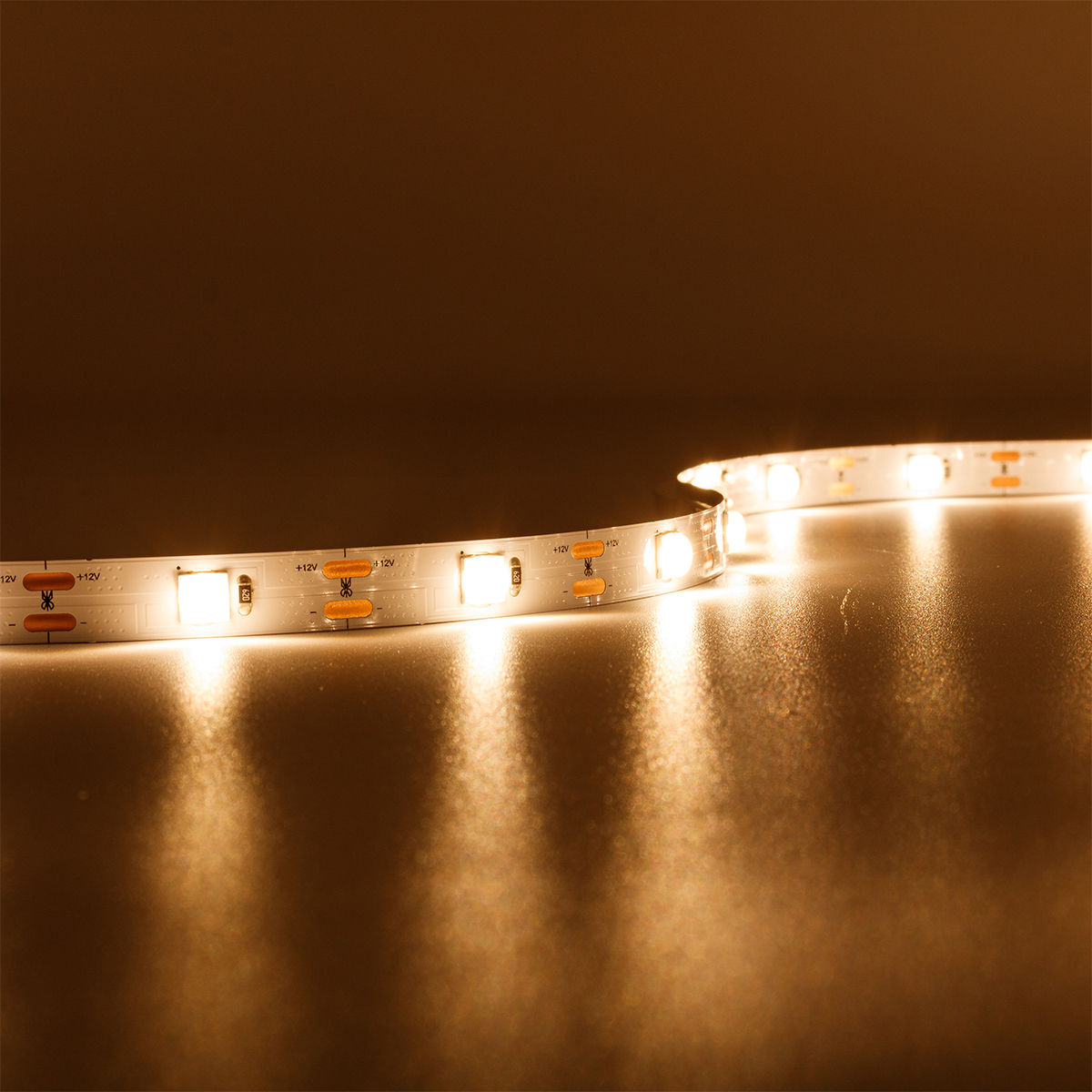 Strip mit Linse 12V LED Streifen 5M 18W/m 28LED/m 10mm - Lichtfarbe: Warmweiß 3000K - Schutzart: IP20