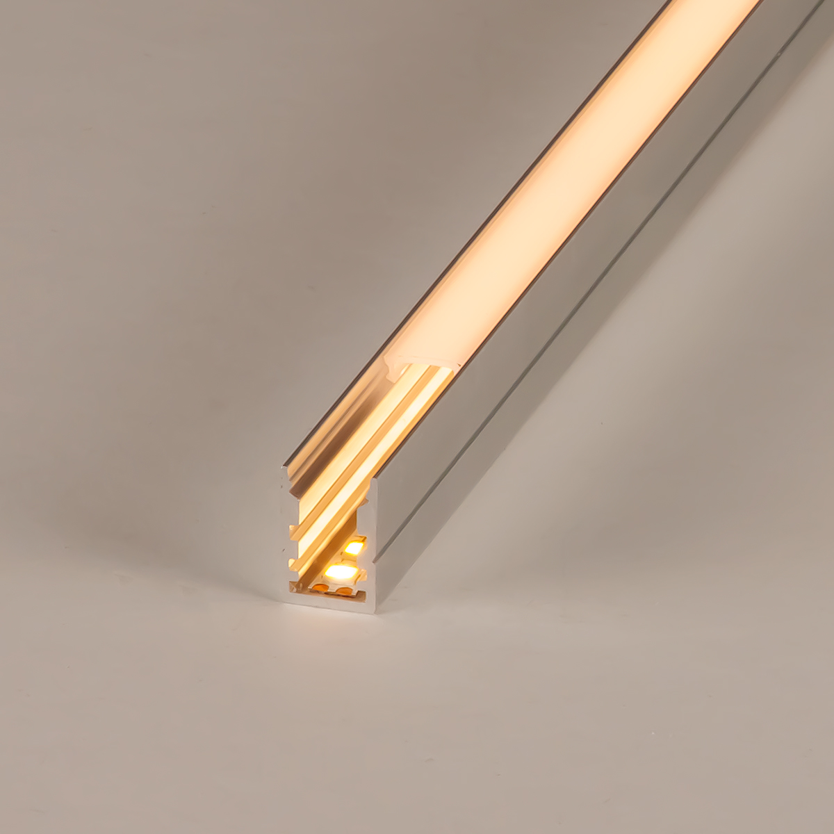 LED Aufbau U-Profil eloxiert 10 x 15mm opal 200cm